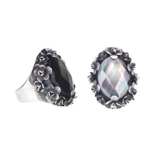 Anello floreale madreperla